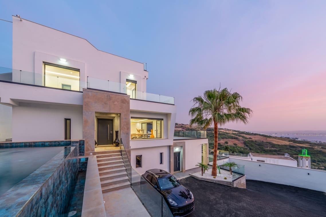Villa Two Pools